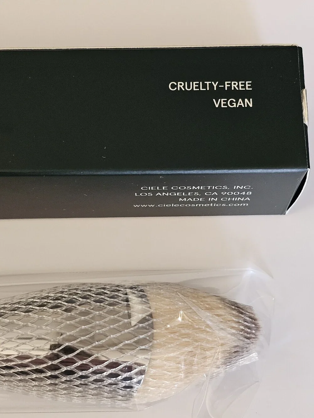 Ciele Blush Cream Powder Dual Makeup Brush vegan cruelty-free brushes tools